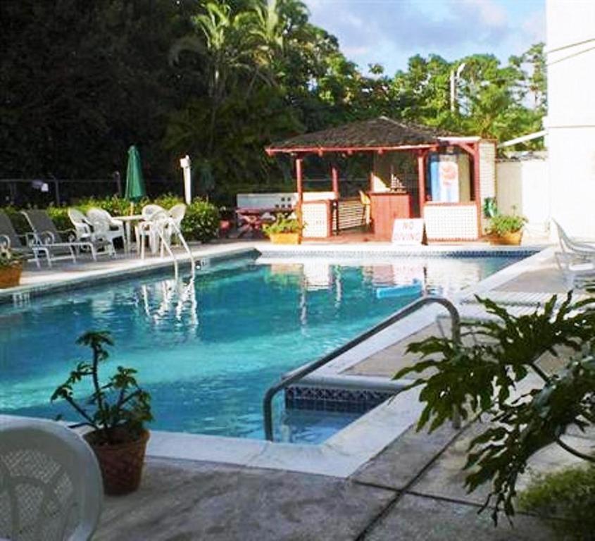 Island And Golf Club Freeport