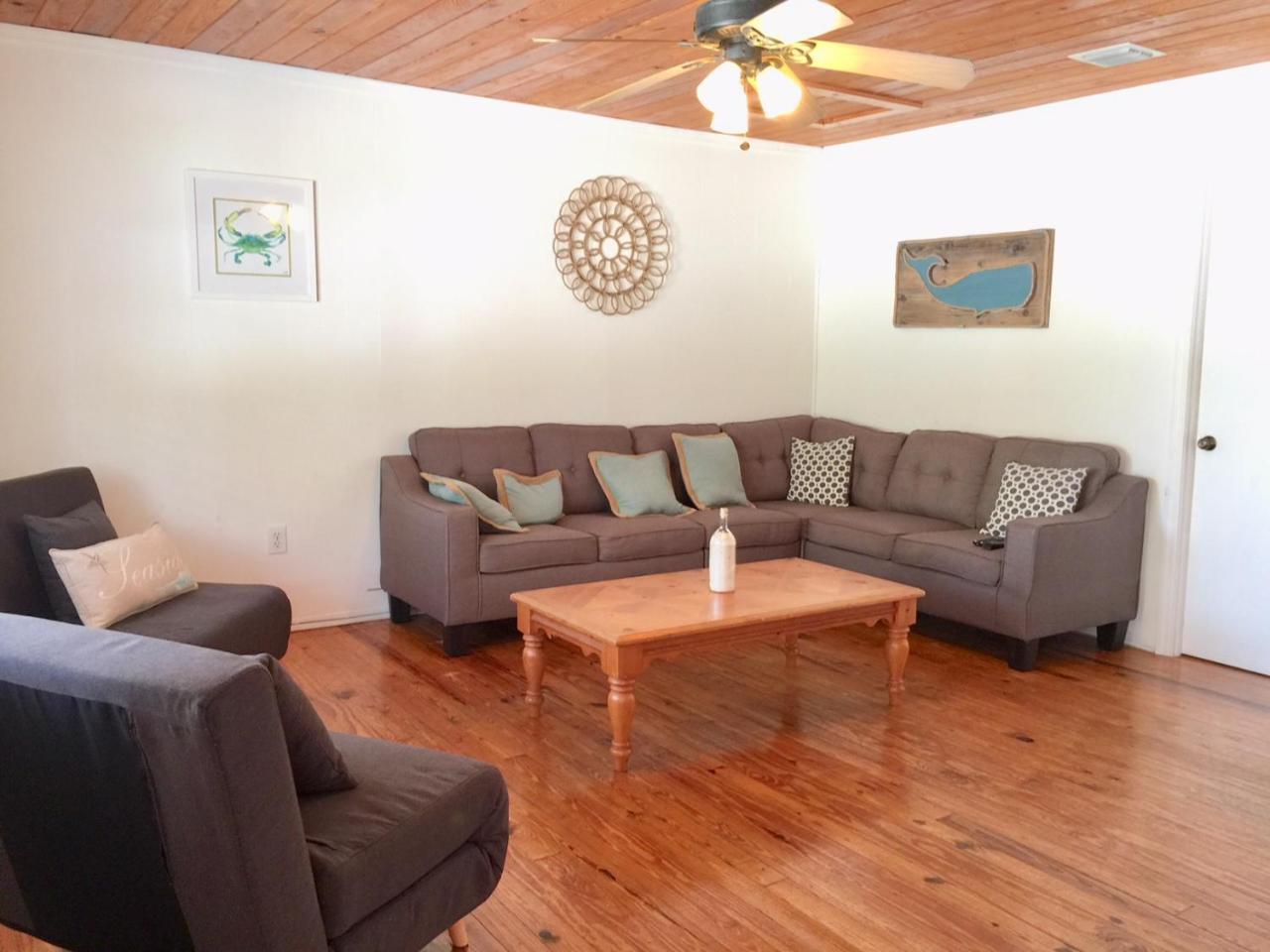Bimini Seaside - Pink With View Holiday home *