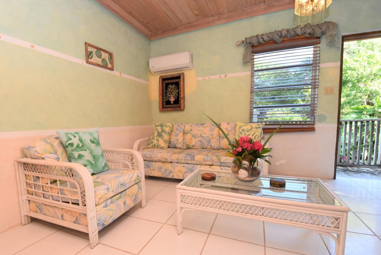 The Sugar Apple Lodge *