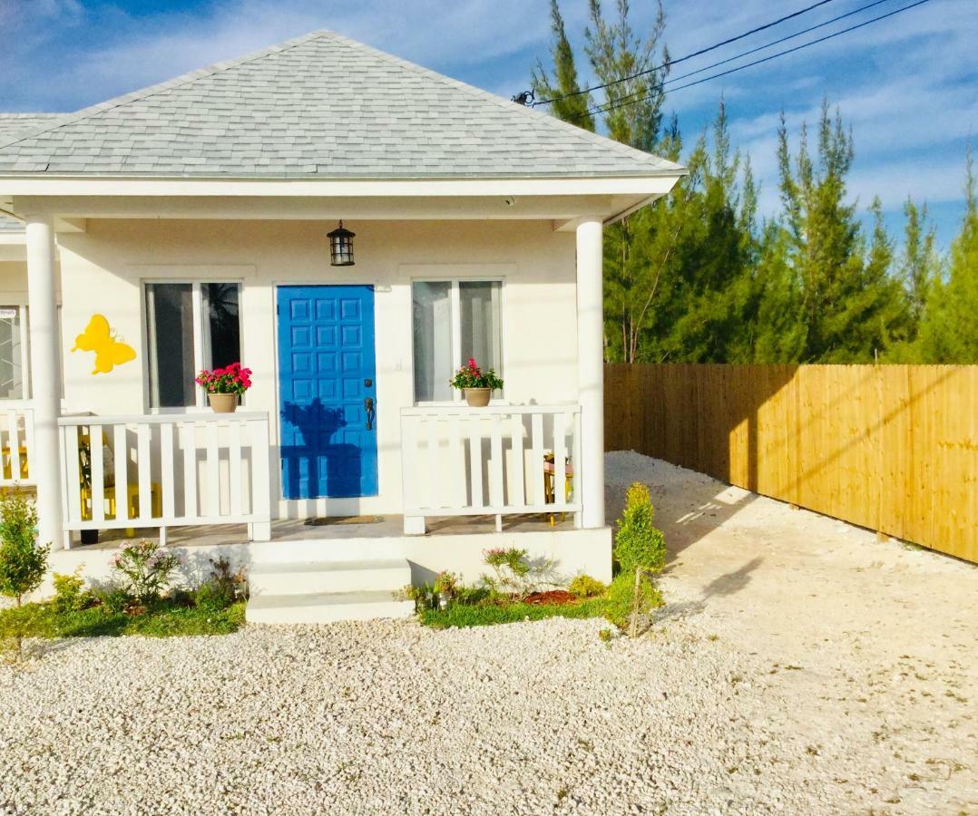 The Yellow Butterfly Apartment Nassau