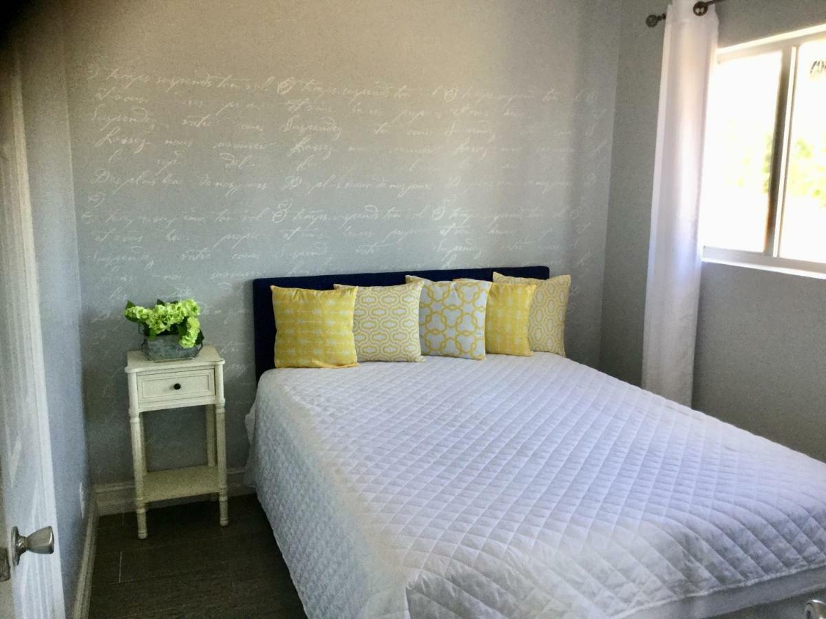 The Yellow Butterfly Apartment *