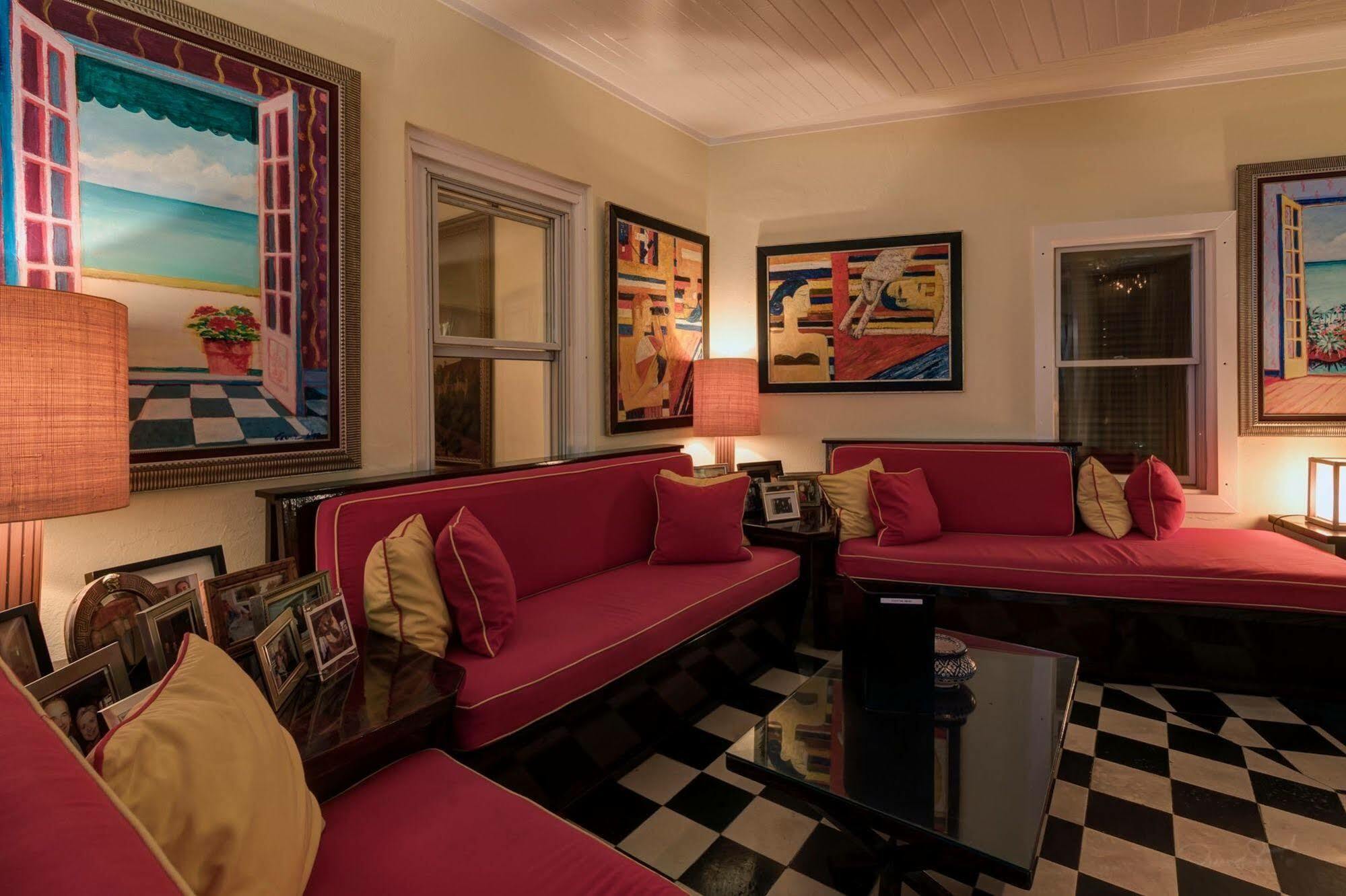 Rock House Harbour Island Resort Dunmore Town
