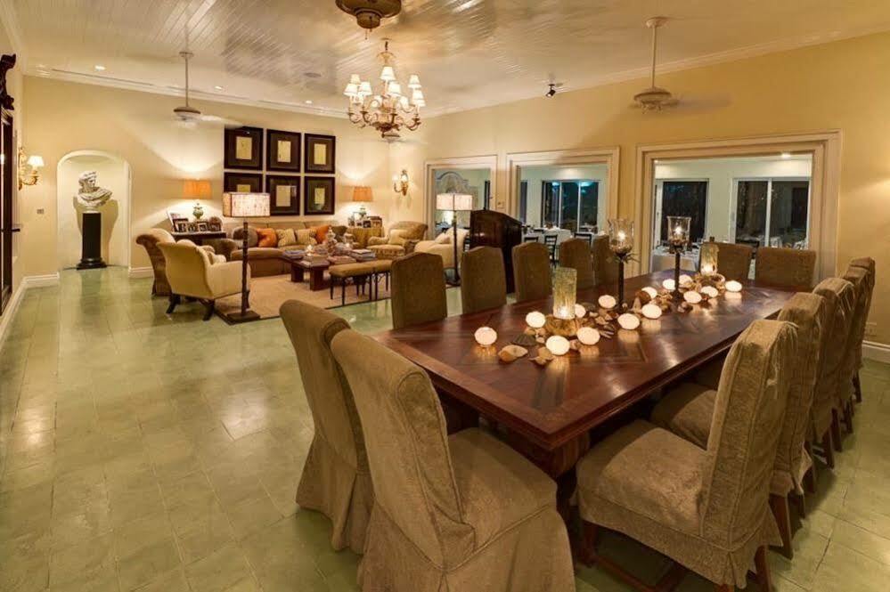 Rock House Harbour Island Resort 3*