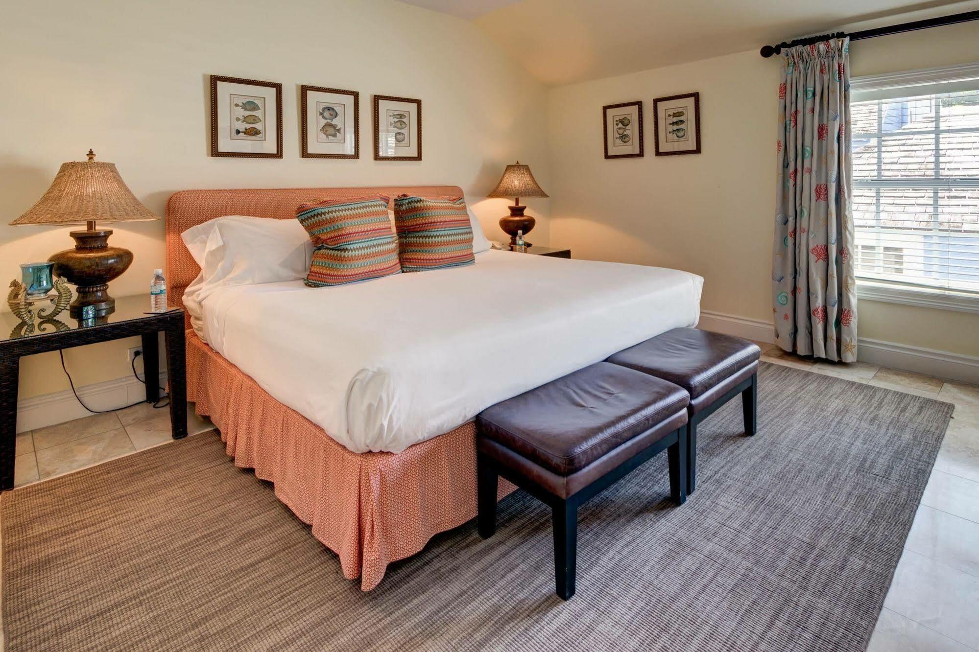 Resort Rock House Harbour Island 3*