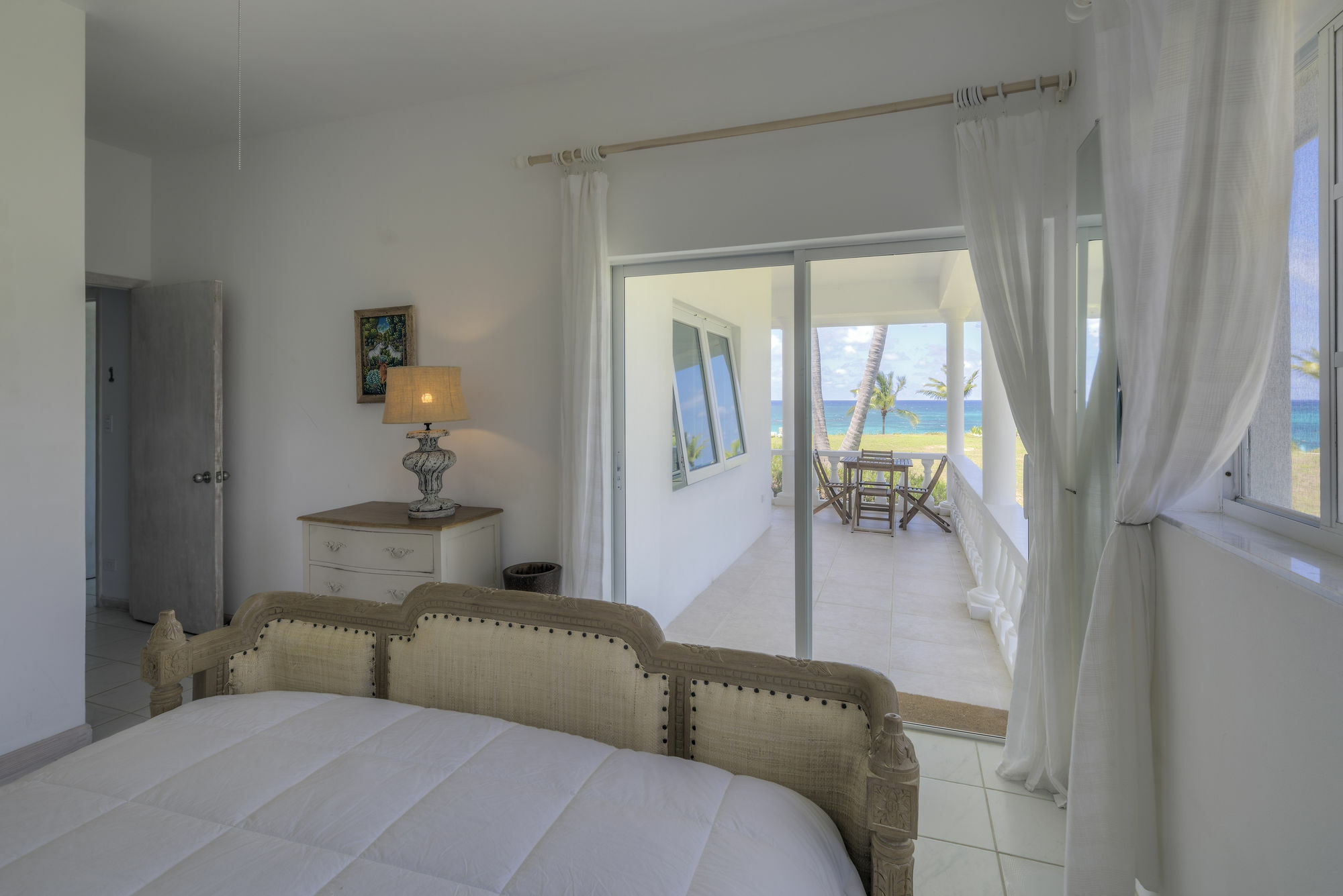 Seven Palms Apartment *