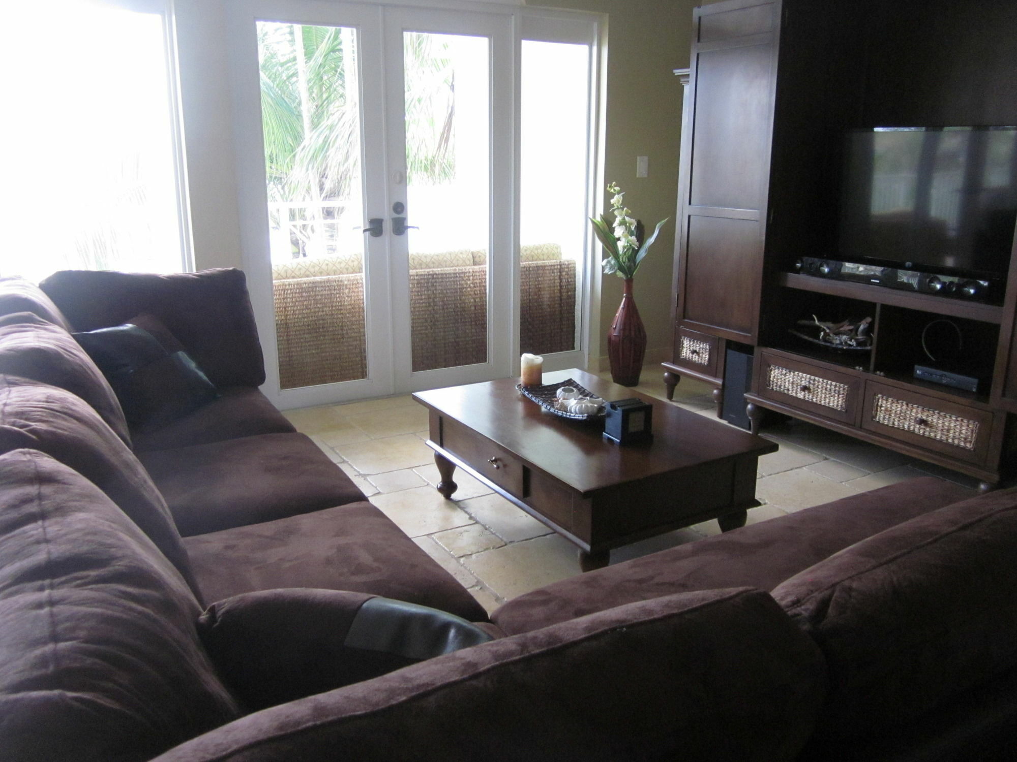 February Point Bb1 George Town