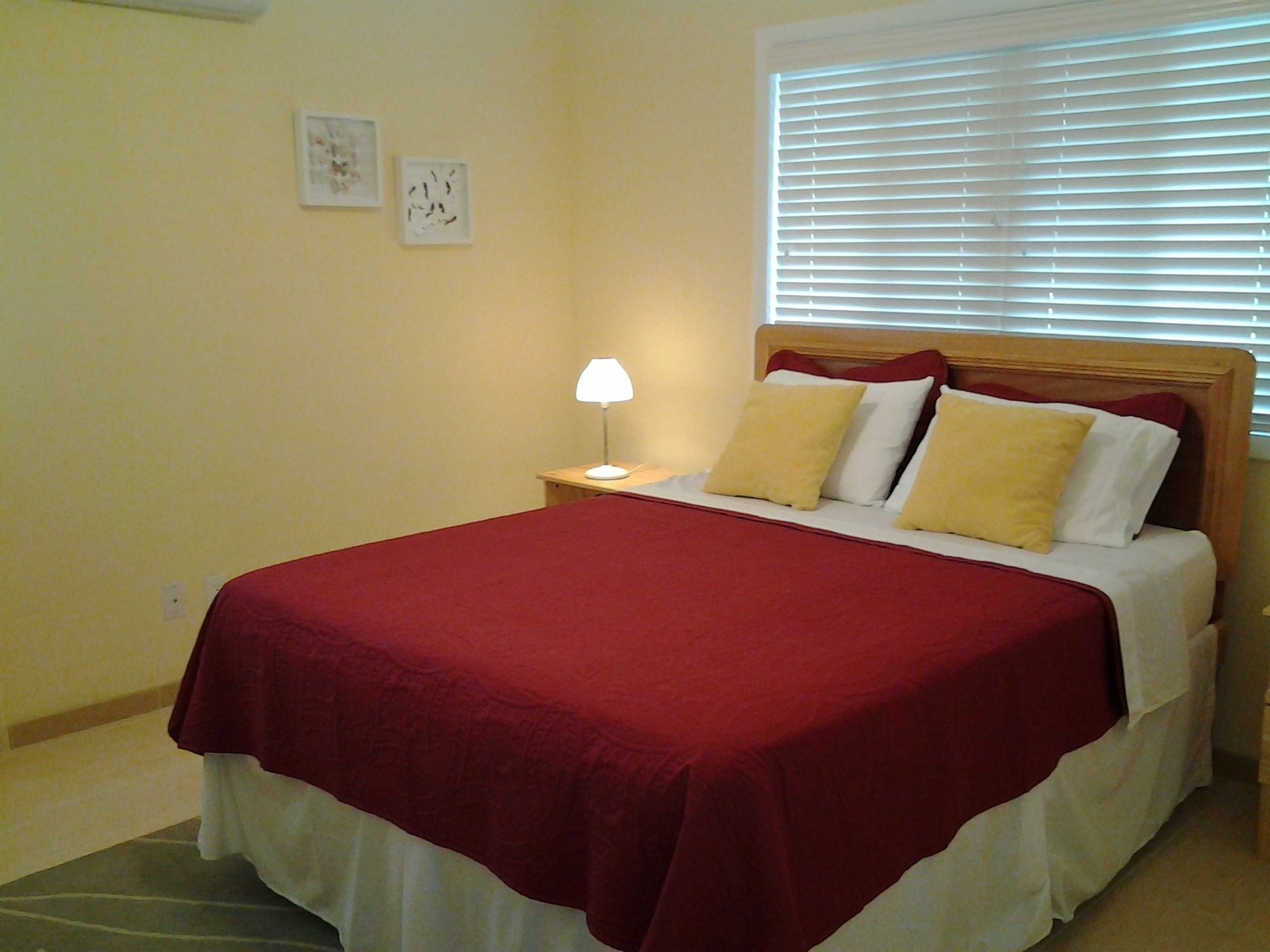 Sir Charles Bed & Breakfast 3*