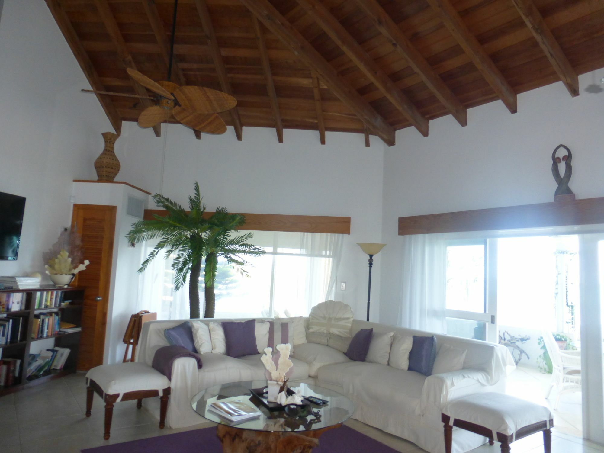 Four Bedroom Oceanfront Holiday home Nassau