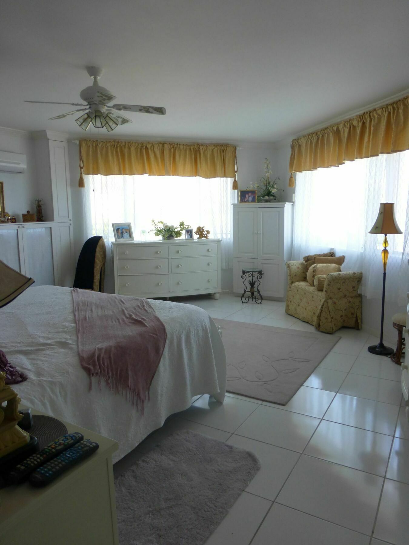 Four Bedroom Oceanfront Nassau