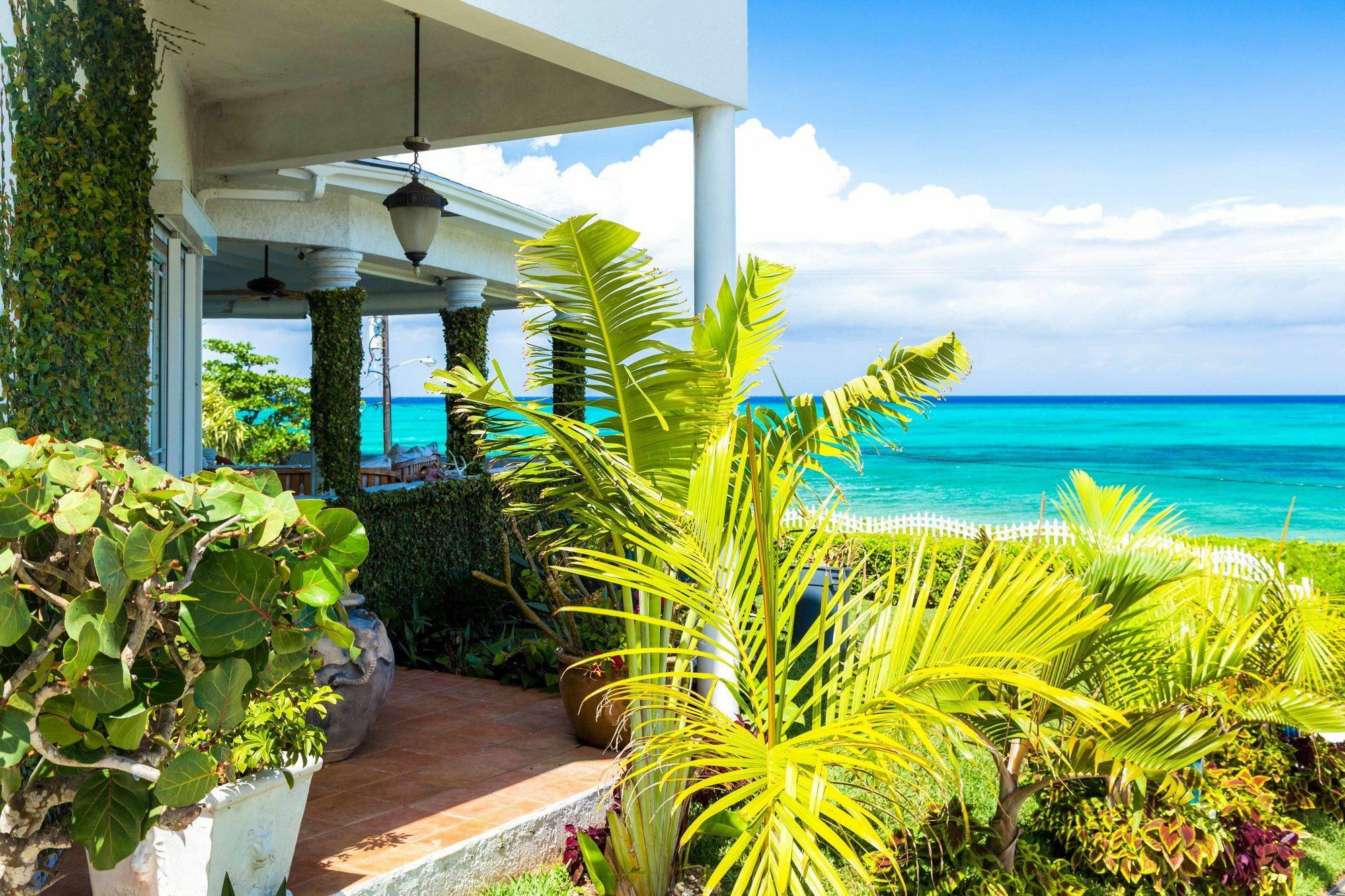 Four Bedroom Oceanfront Nassau