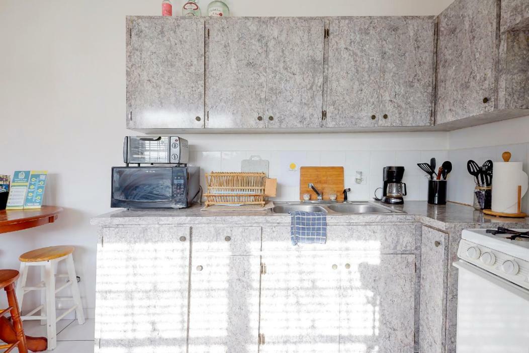 Stellar In Wonderful Seclusion Apartment Nassau