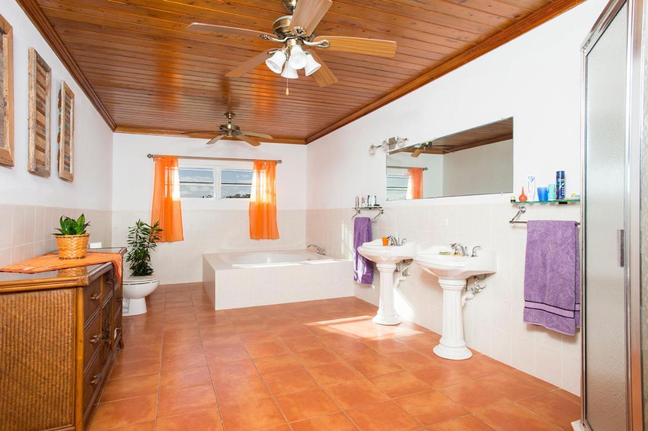 Villa Atlantic Sunrise By Eleuthera Vacation