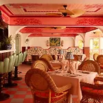 Coral Sands Inn & Cottages
