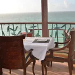 Marley Resort & Spa