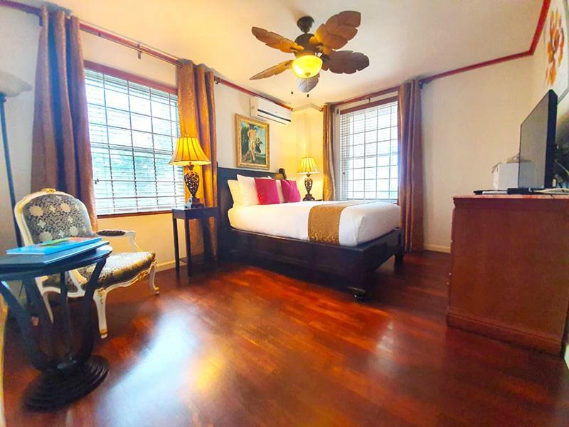 Ocean West Boutique 3*