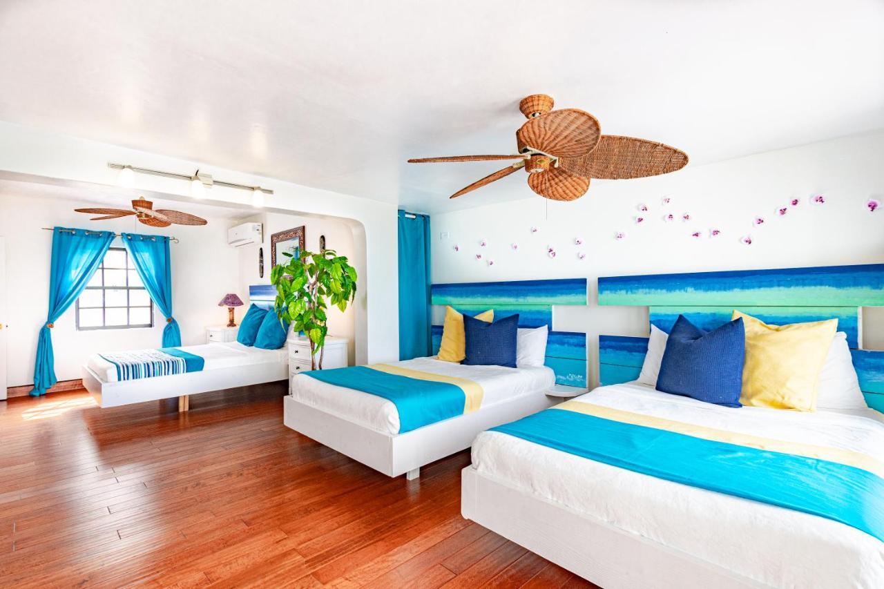 Caprice 14 - Oceanfront - Gated Community With Pool Holiday home