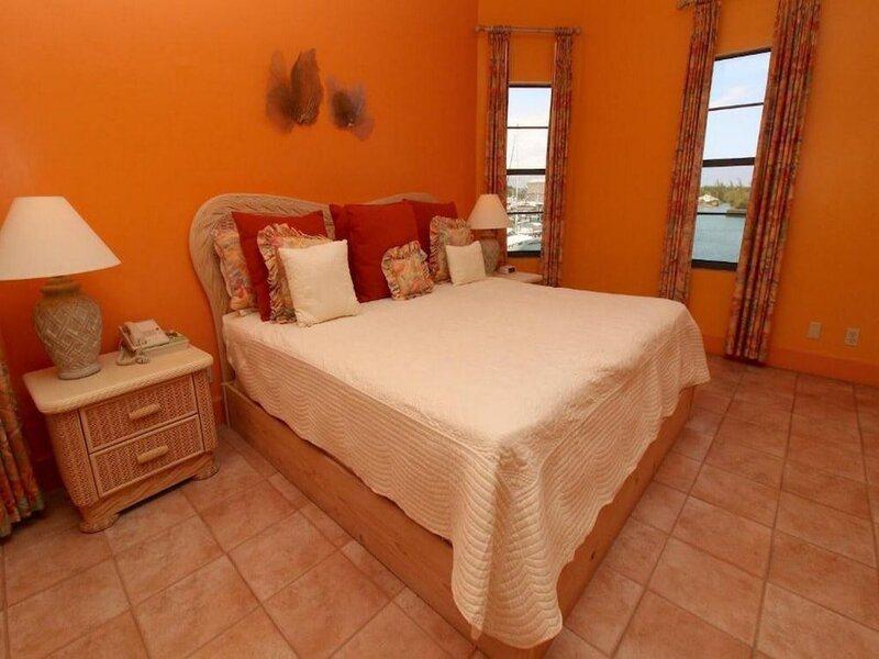 Running Mon Sunrise & Marina Resort Freeport