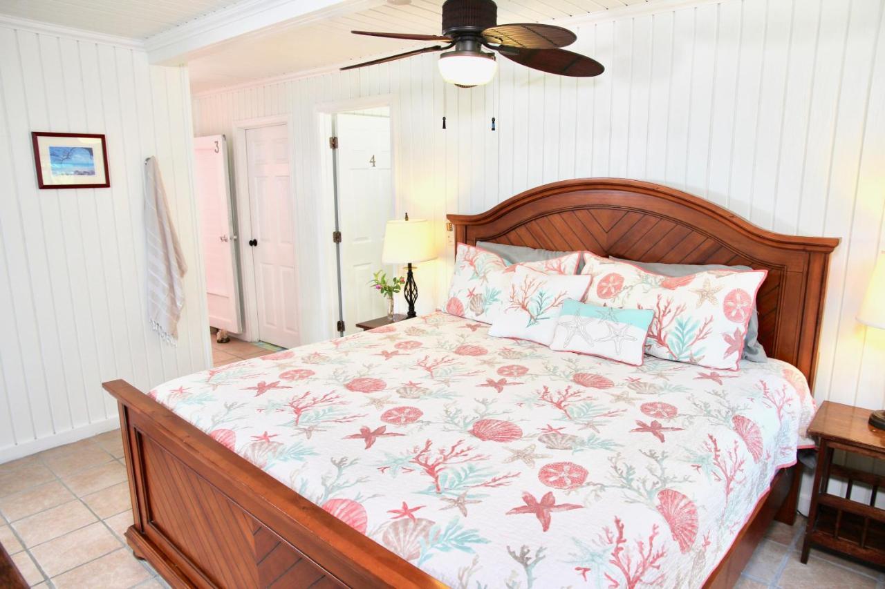 Andros Club Resort Kemps Bay