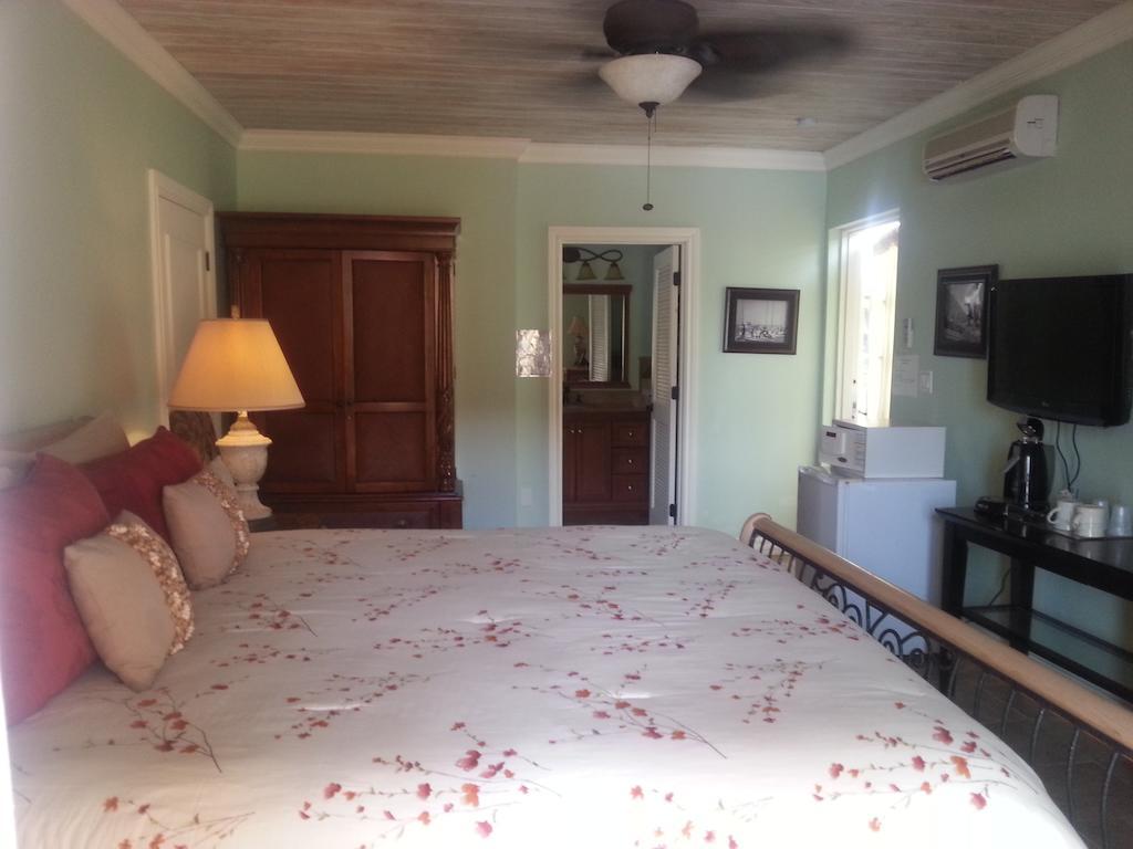 Augusta Bay Bahamas, Exuma Hotel 4*