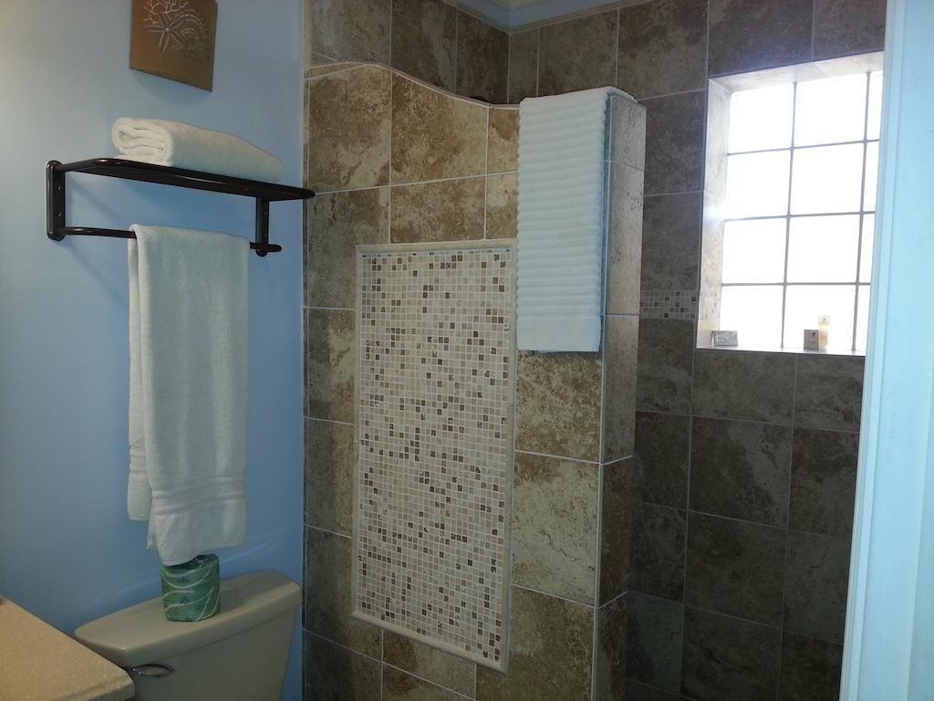 Augusta Bay Bahamas, Exuma Hotel