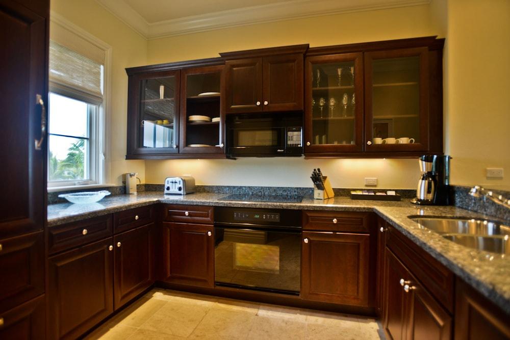 Grand Isle & Residences 5*