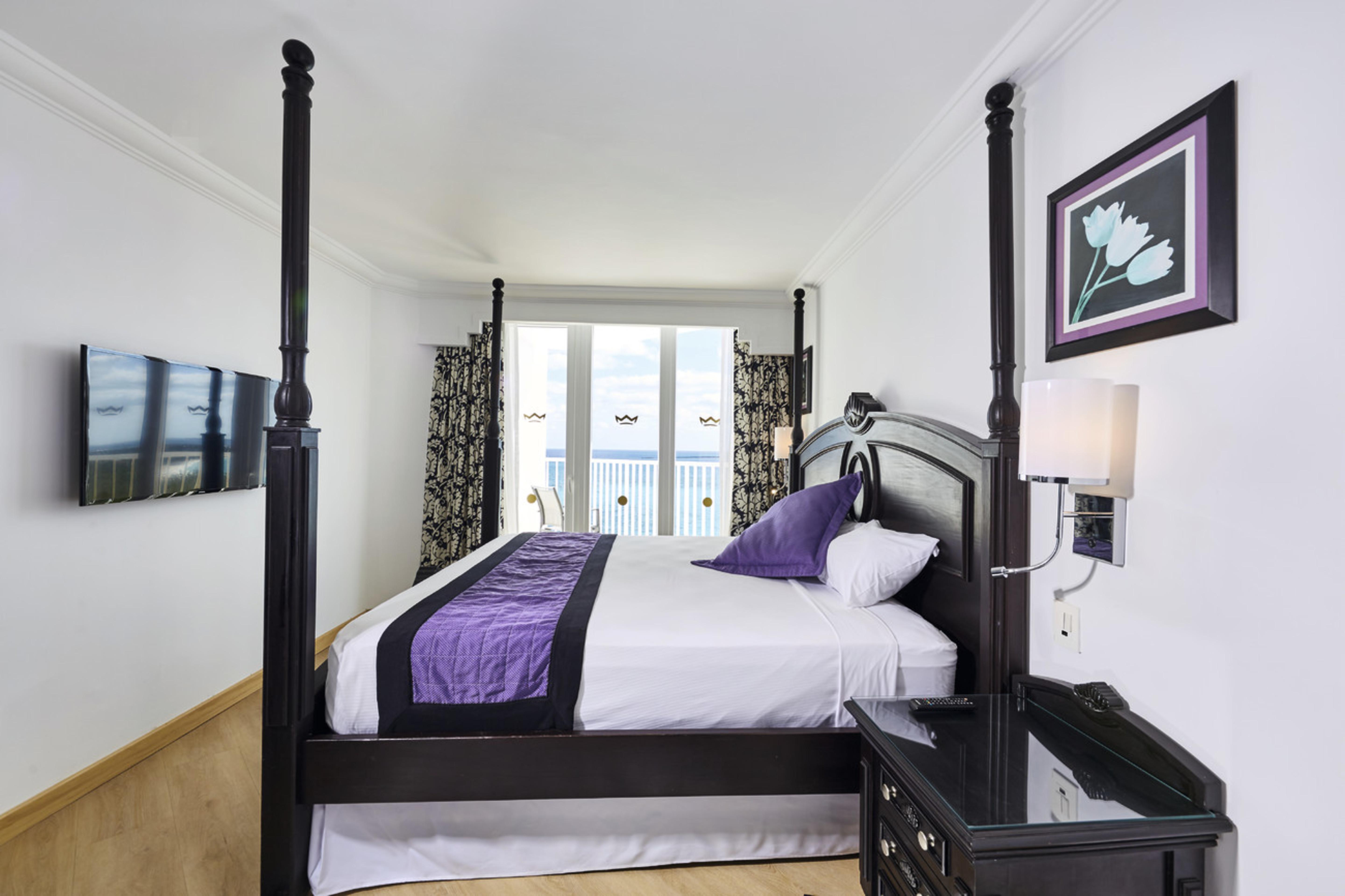 Riu Palace Paradise Island (adults Only) Hotel Creek Village