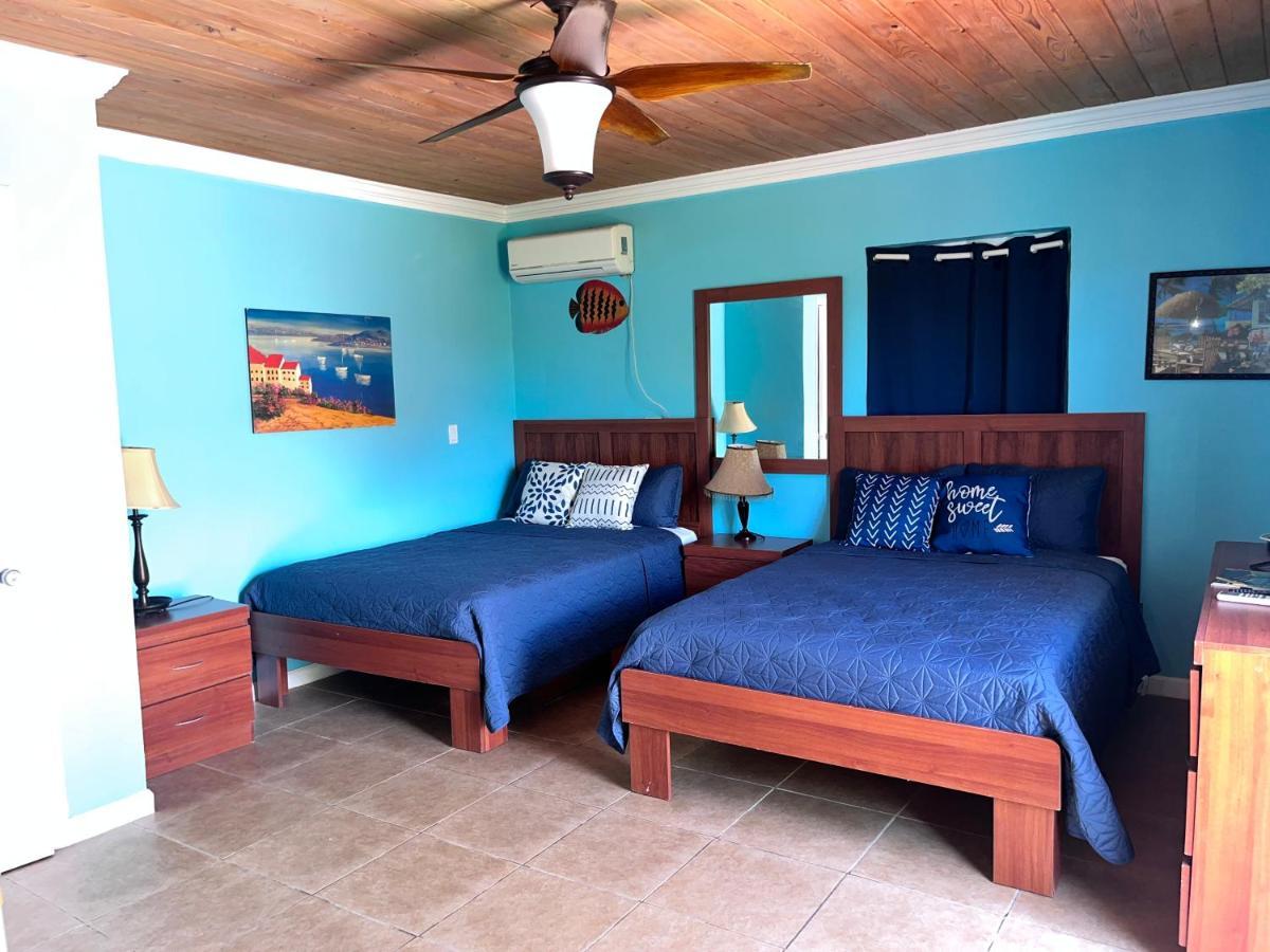 Bay Estates 3*