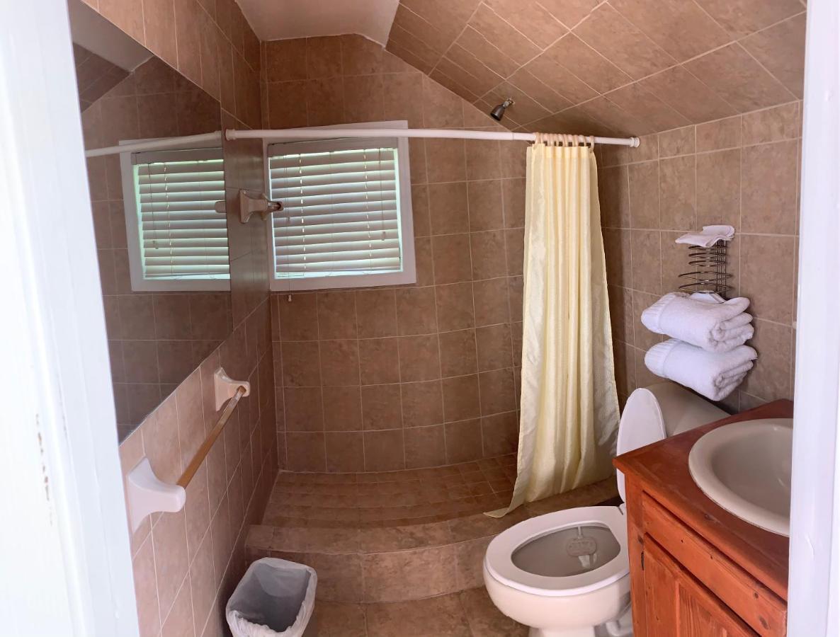 Bay Estates 3*