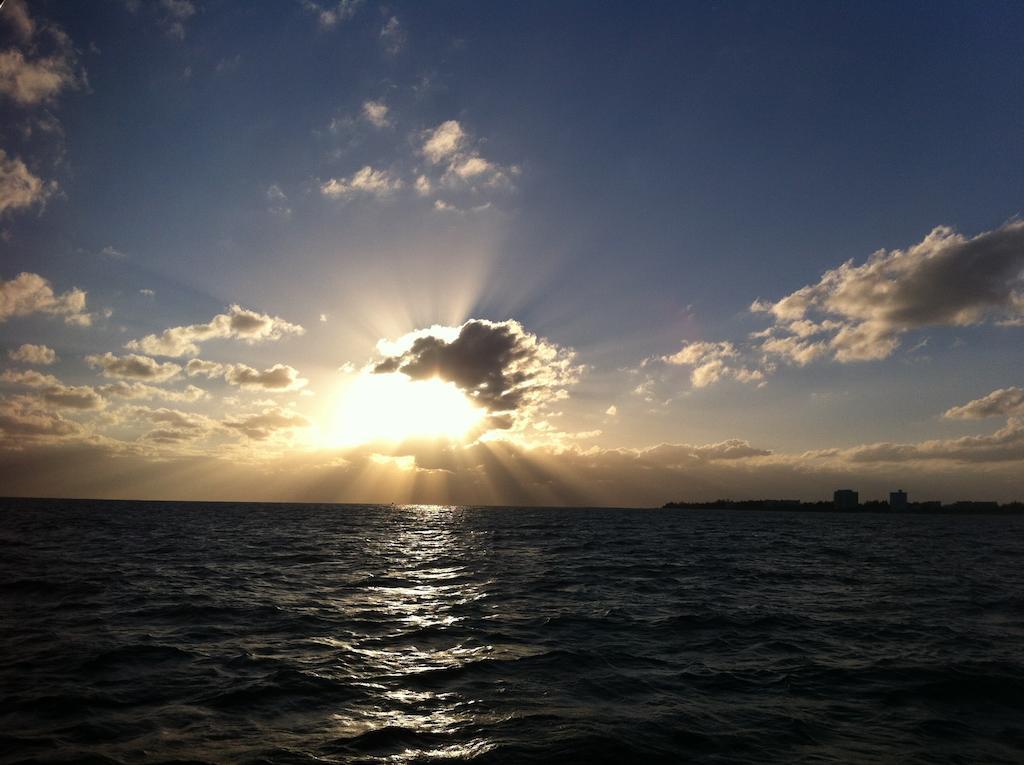 Resort Running Mon Sunrise & Marina Freeport