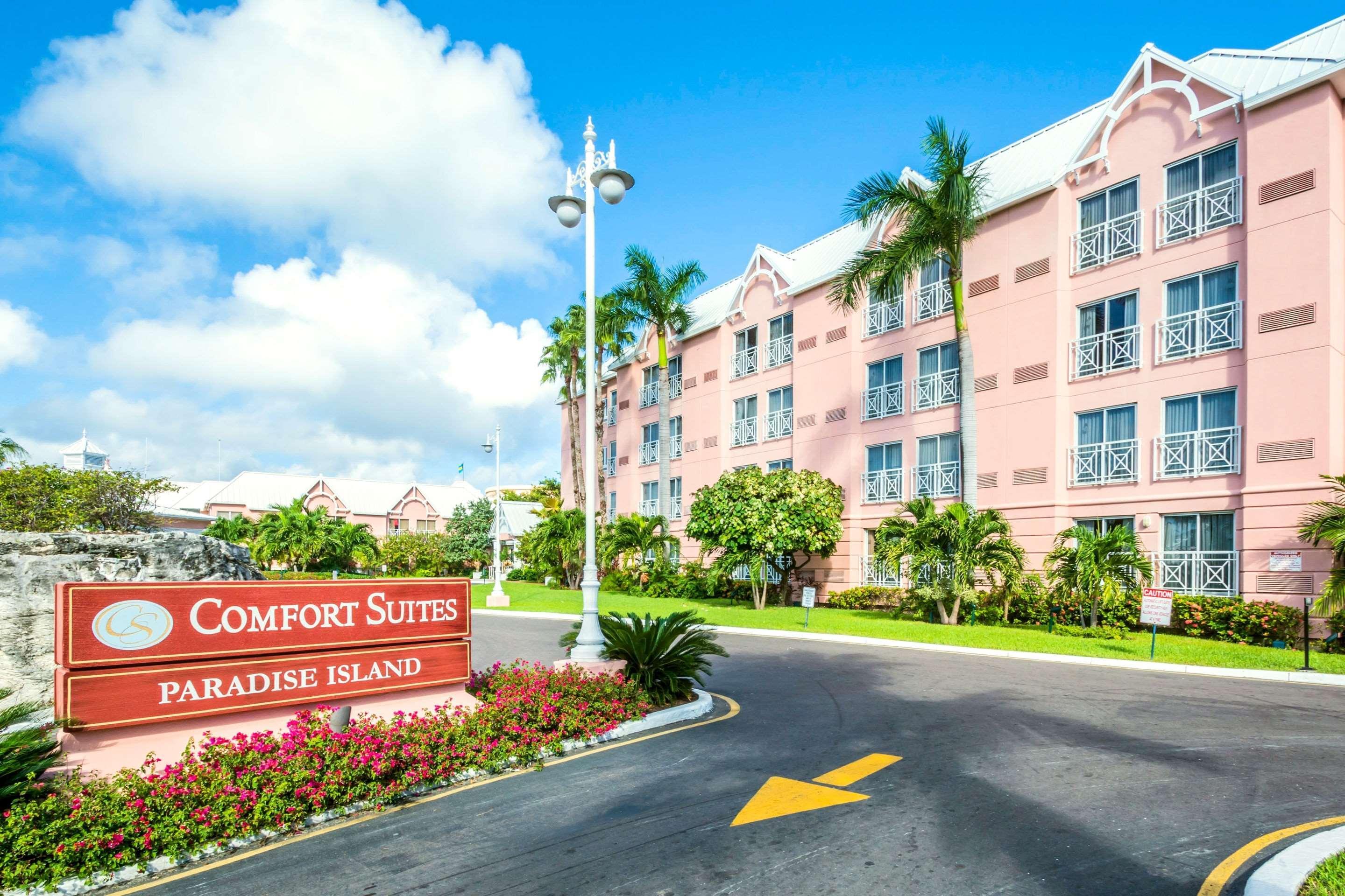 Hotel Comfort Paradise Island Creek Village