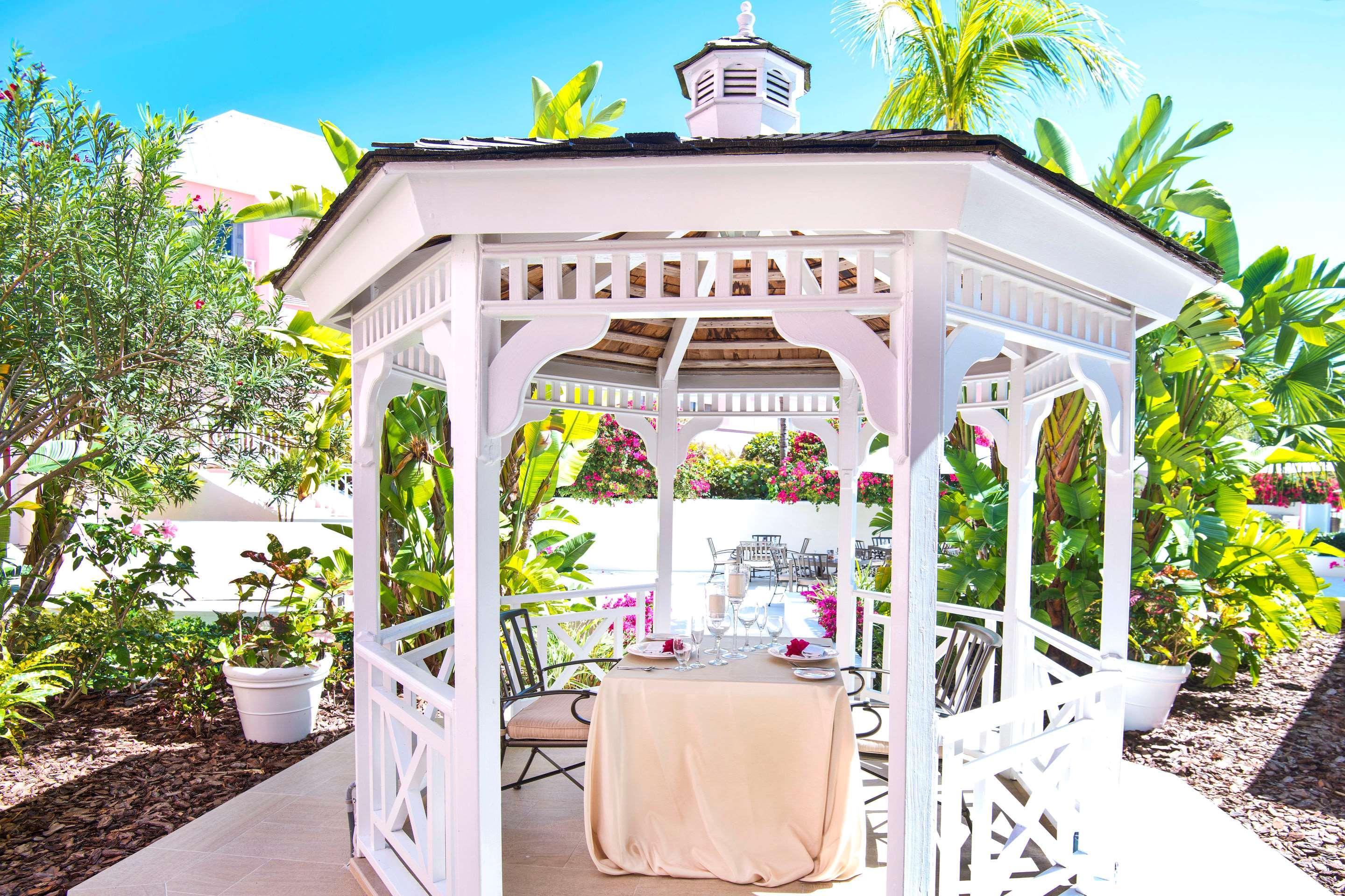 Comfort Paradise Island Creek Village