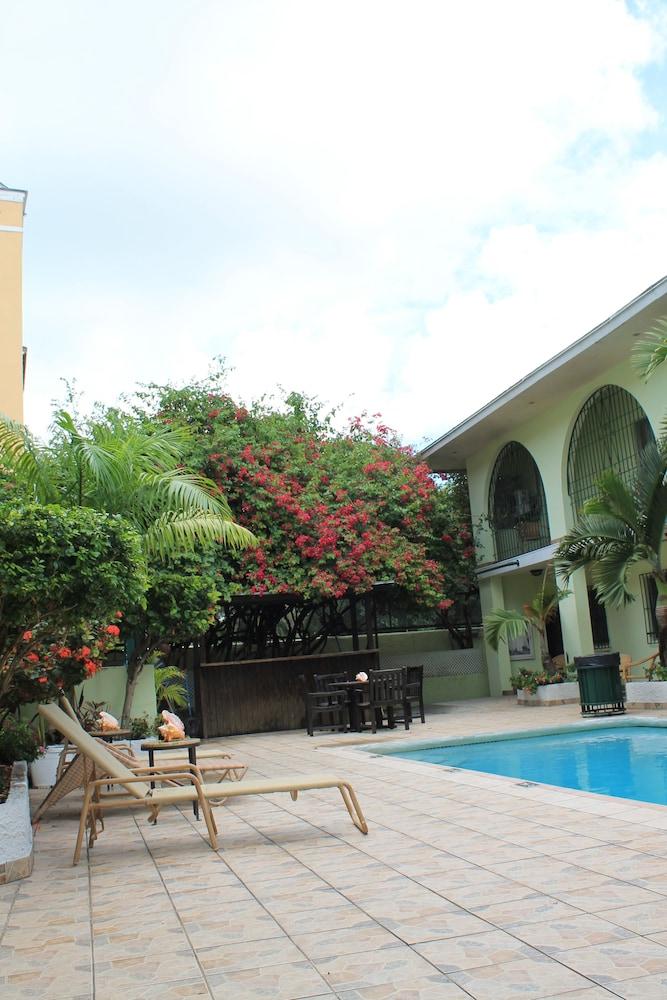 El Greco Hotel