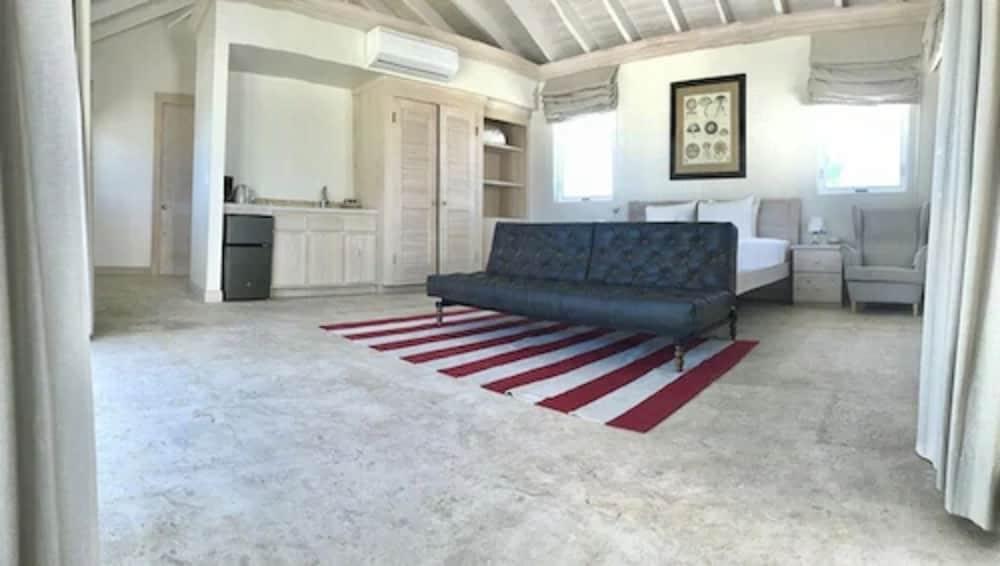 Villa La Bougainvillea *