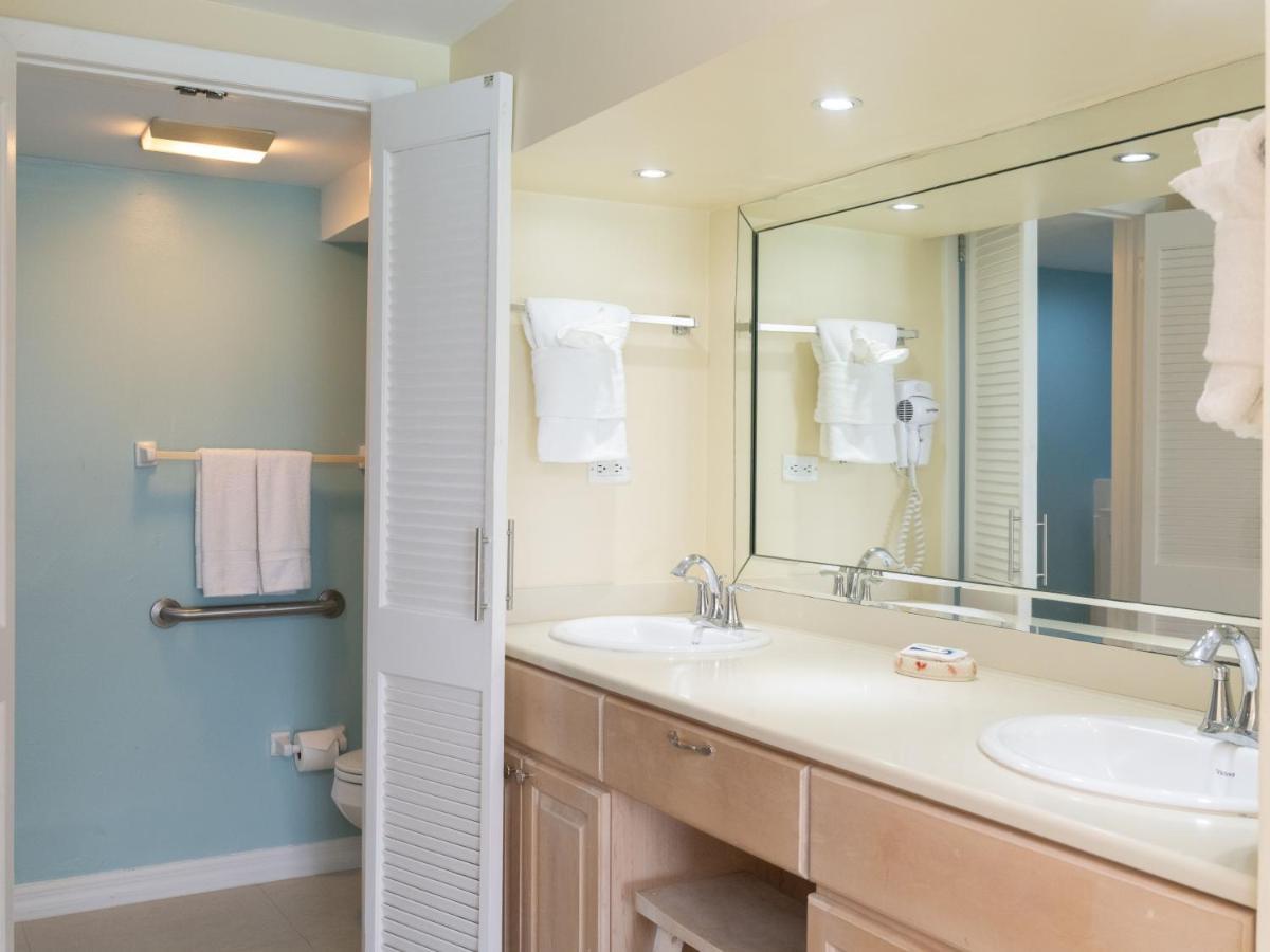 Deluxe Ocean View - Just Steps From White Beaches Villa