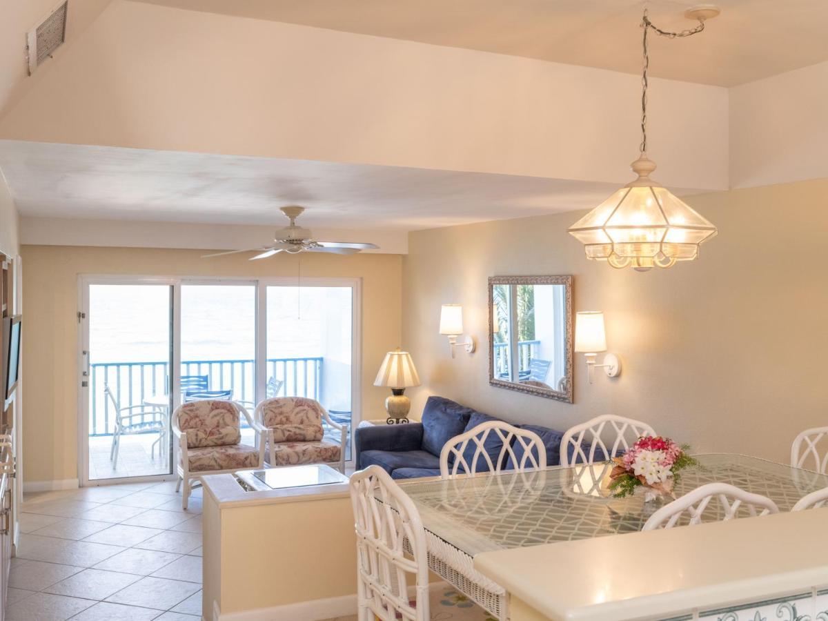 Deluxe Ocean View - Just Steps From White Beaches Villa