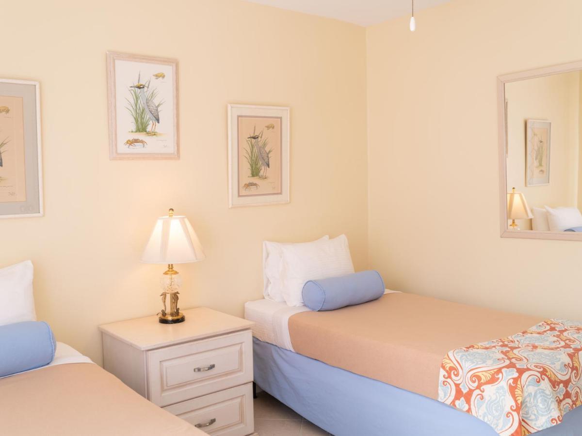 Villa Deluxe Ocean View - Just Steps From White Beaches *