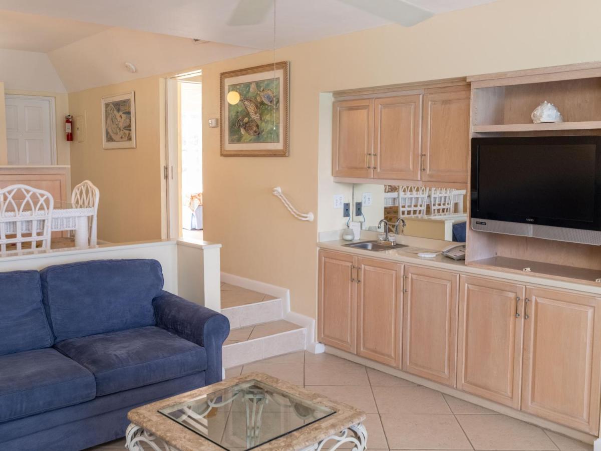 Deluxe Ocean View - Just Steps From White Beaches Villa *