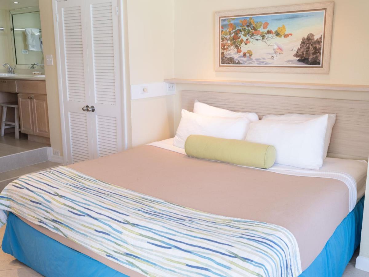 Villa Deluxe Ocean View - Just Steps From White Beaches *