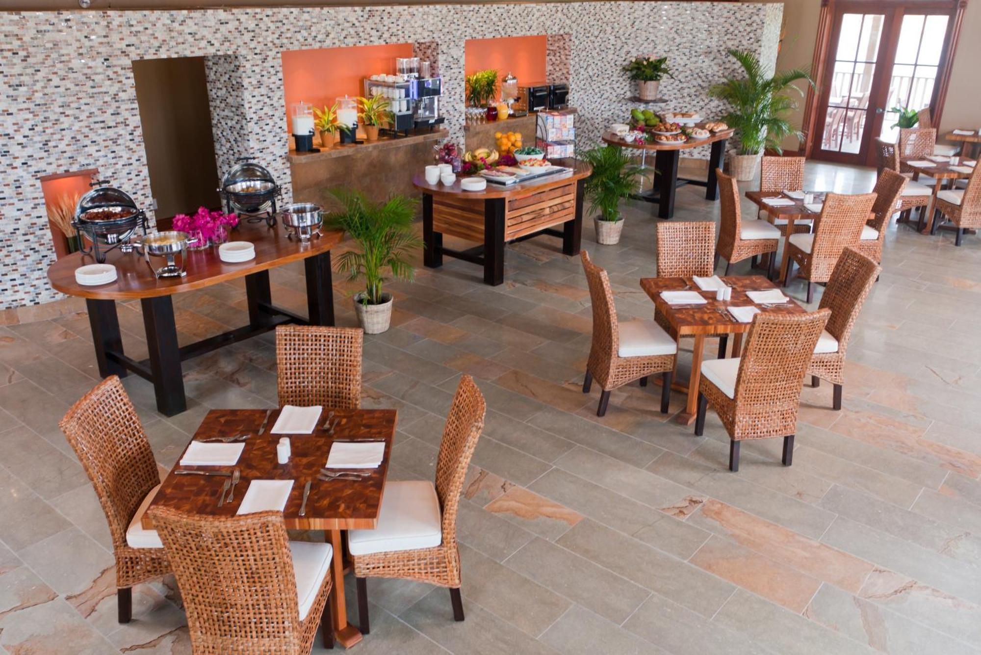 Hotel Pelican Bay