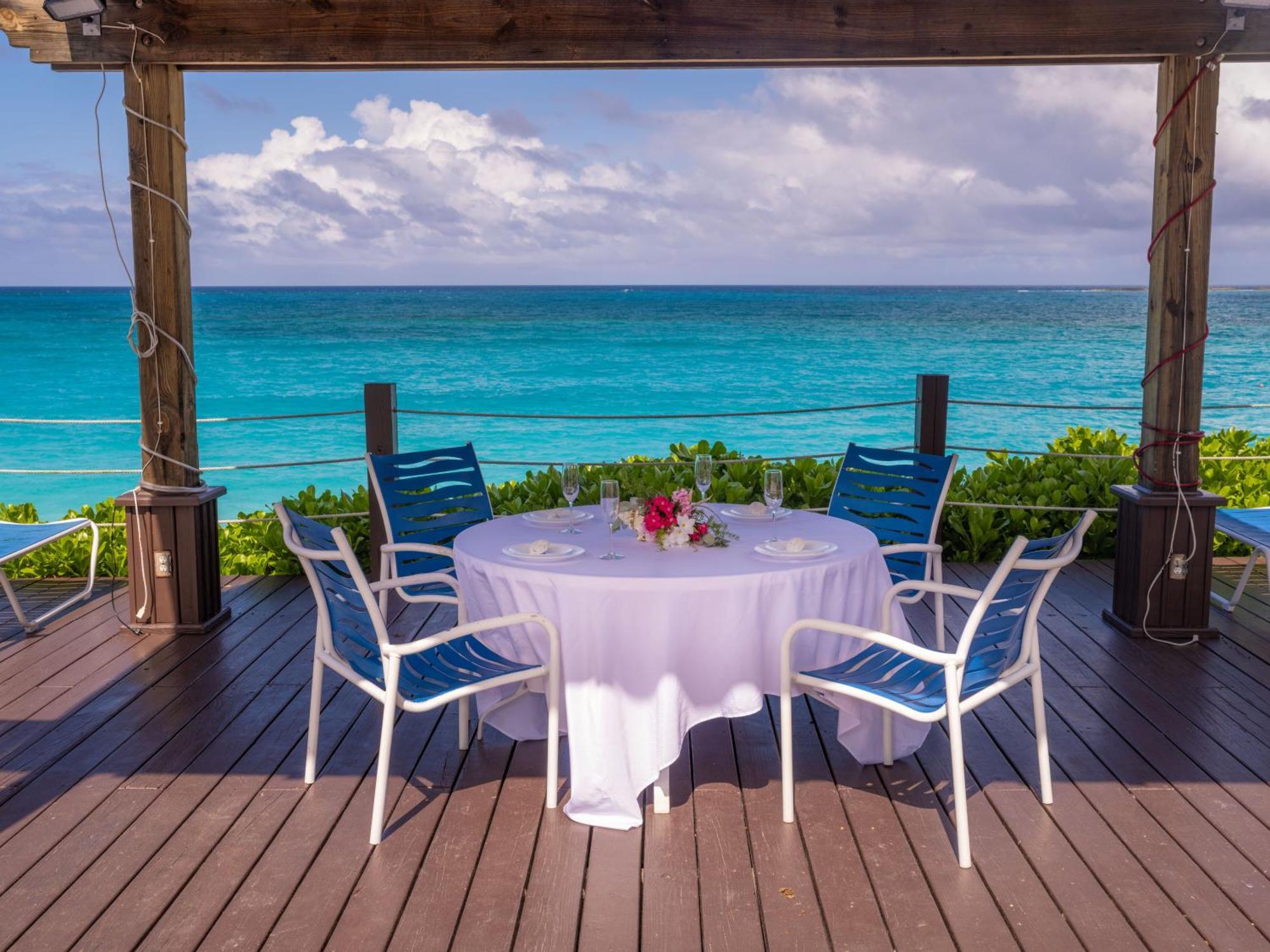 Villa Deluxe Ocean View - Just Steps From White Beaches *