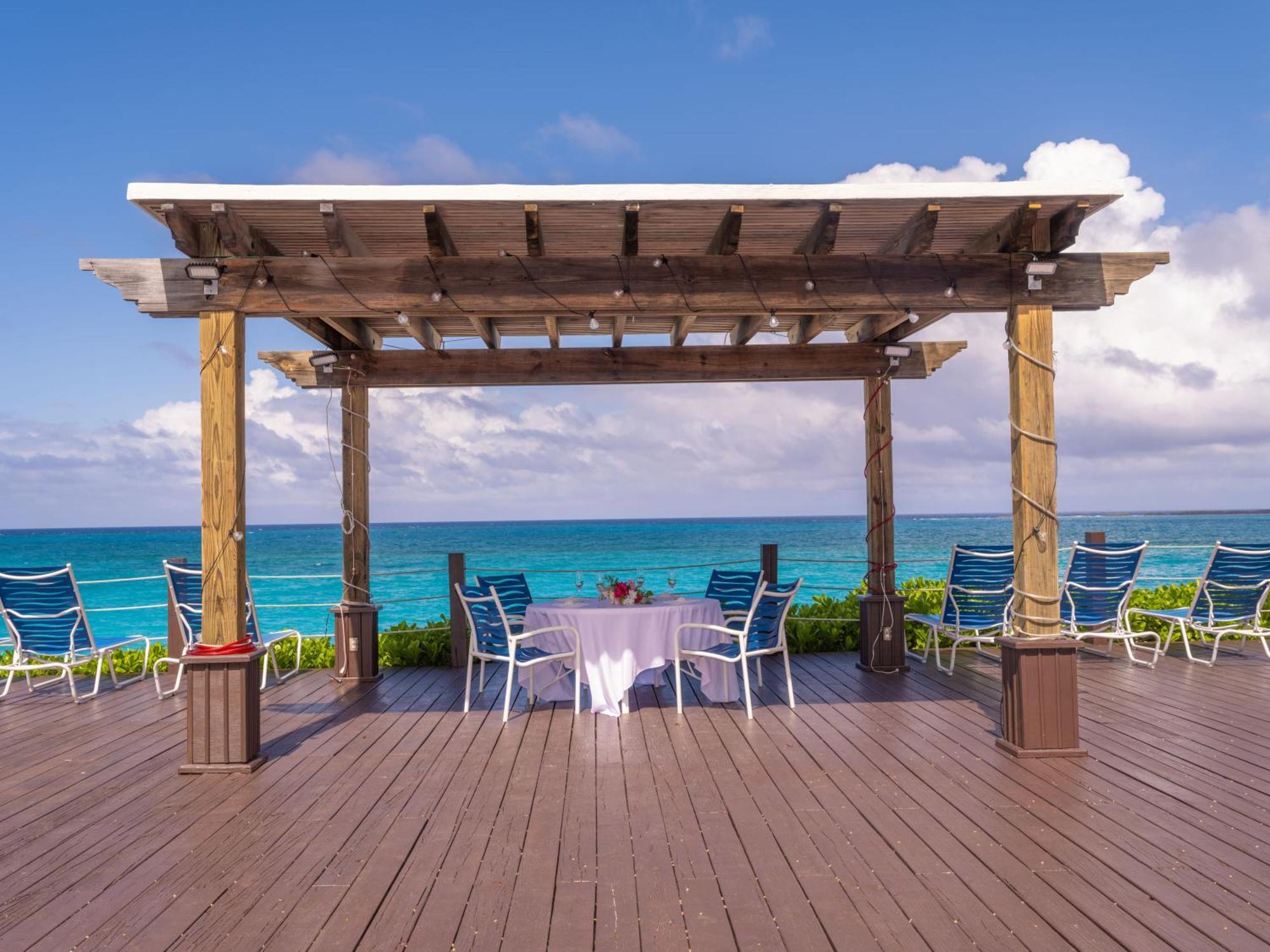 Deluxe Ocean View - Just Steps From White Beaches * Creek Village