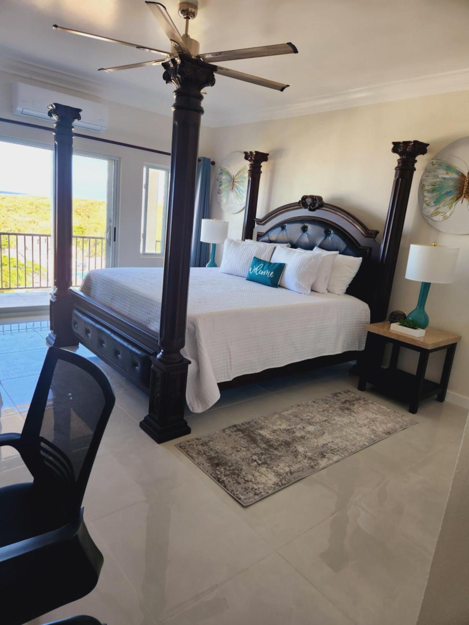 Harbor Breeze Resort
