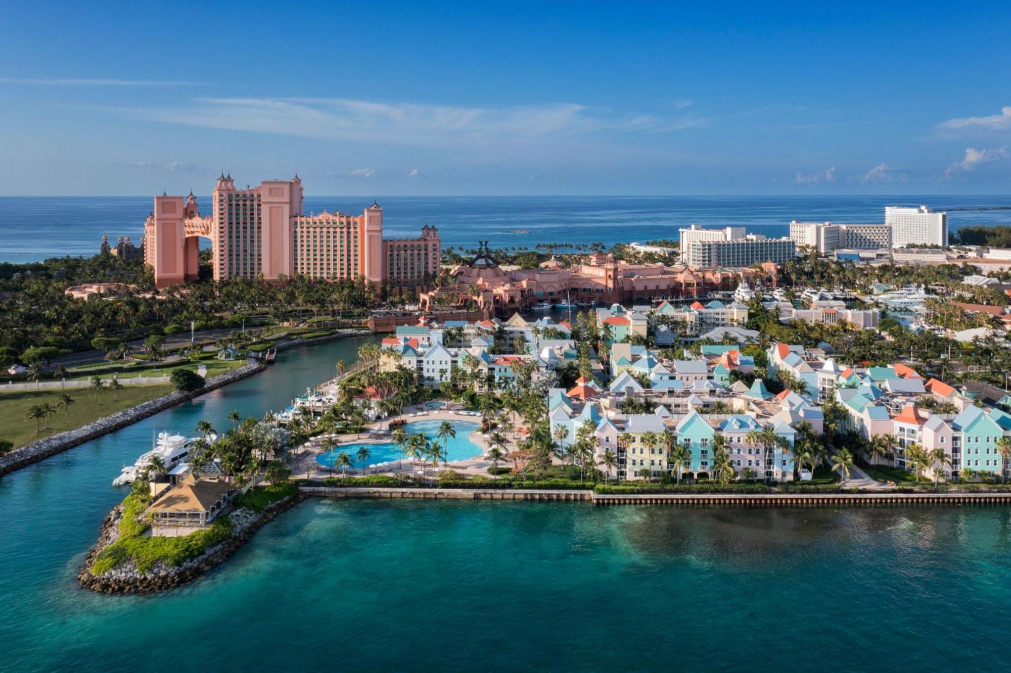 Harborside & Vacation At Atlantis 4*