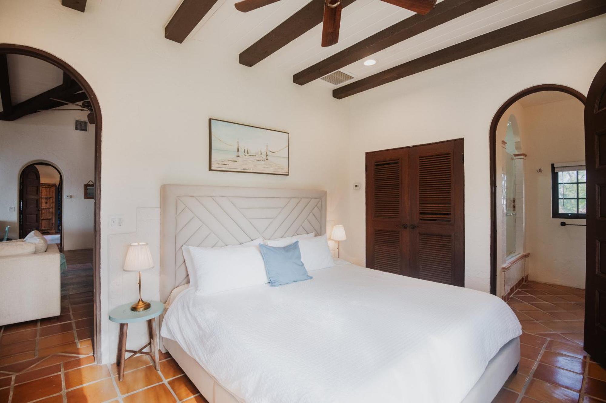 Harbour - Large Dock & Great Views! Villa