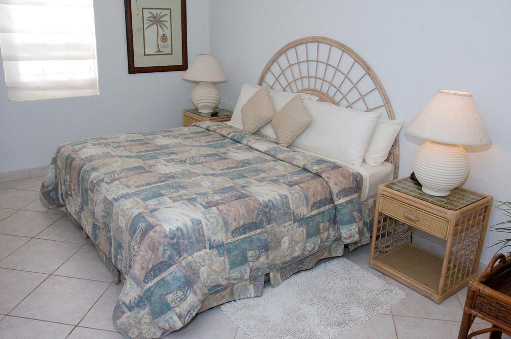 Resort Sunrise Beach Club And Villas - Paradise Island