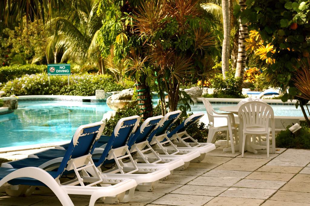 Sunrise Beach Club And Villas - Paradise Island