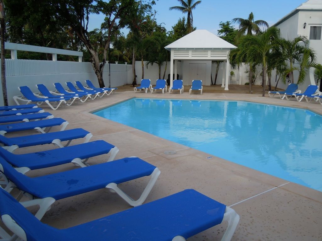 Paradise Island Club