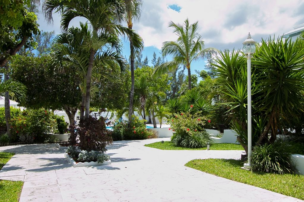 Paradise Island Club Creek Village
