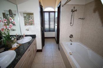 Hotel Waterside Escapes 5*