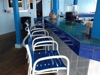 Paradise Island Club *